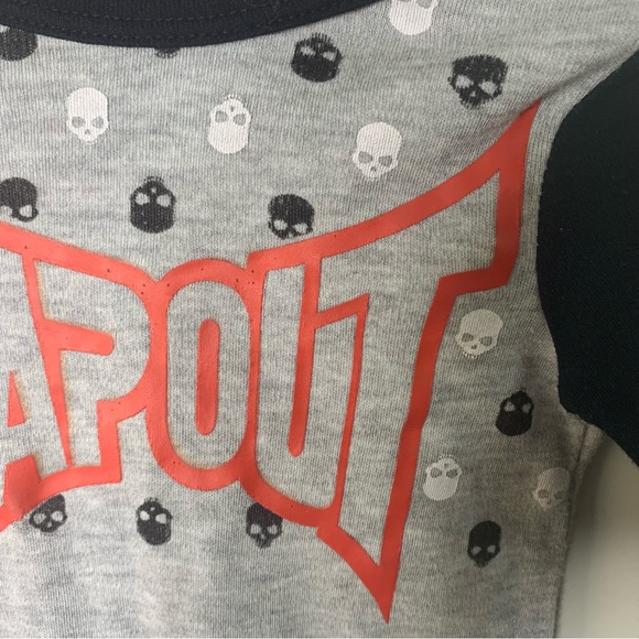 Infants’ WWE Tapout Graphic Full Bodysuit - Picture 4 of 11